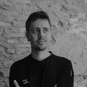 Bas Varga of Restaurant Shun sharing his experience with Annoncer