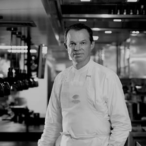 Chef Richard Ekkebus sharing his experience with the Annoncer Kitchen Management System
