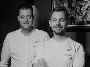 Tim Boot and Hette Hettema of Restaurant Central Park sharing their experience with Annoncer